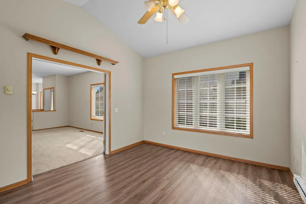 393 Allen Avenue Little Canada, MN 55117