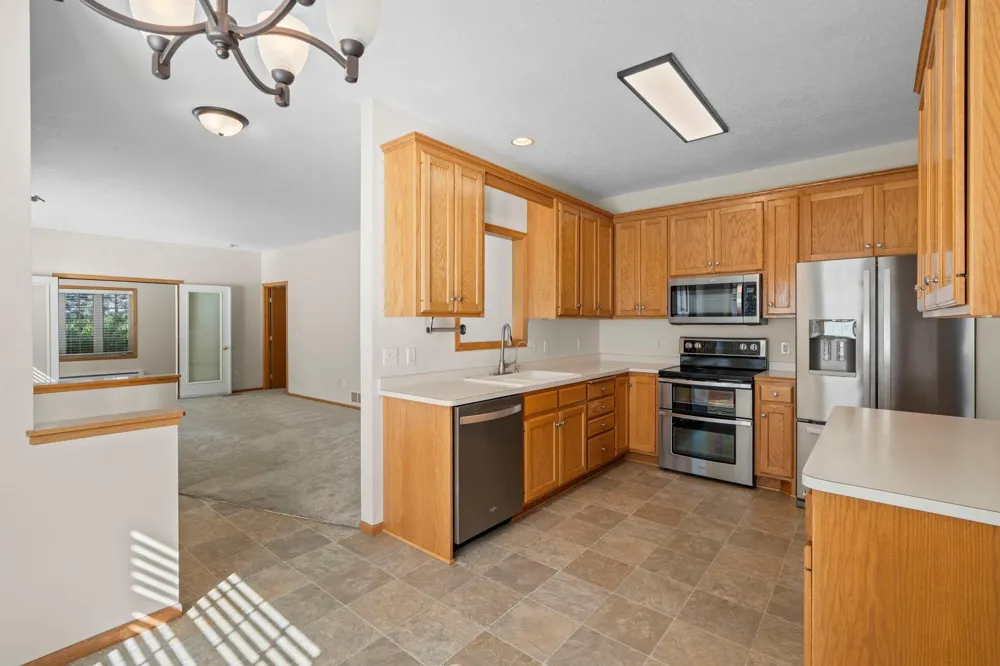 393 Allen Avenue Little Canada, MN 55117