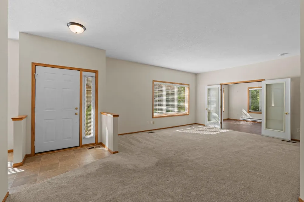 393 Allen Avenue Little Canada, MN 55117