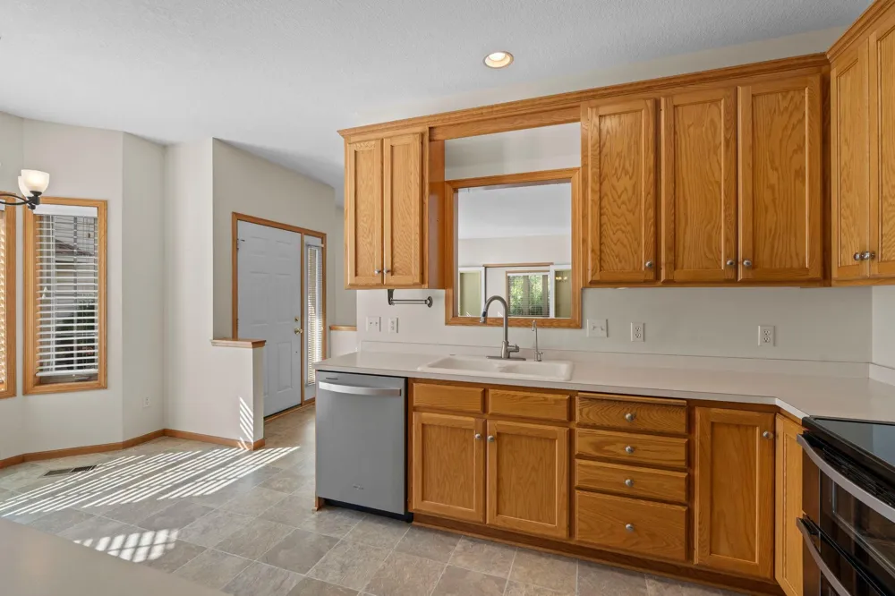 393 Allen Avenue Little Canada, MN 55117
