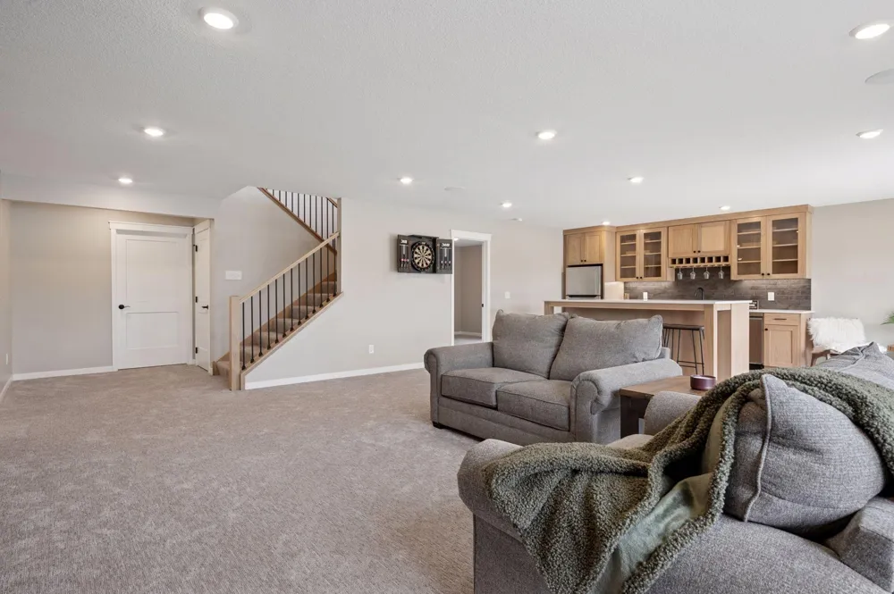 18022 Urbank Street NE Ham Lake, MN 55304