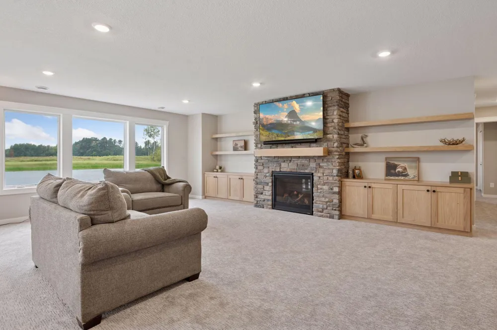 18022 Urbank Street NE Ham Lake, MN 55304