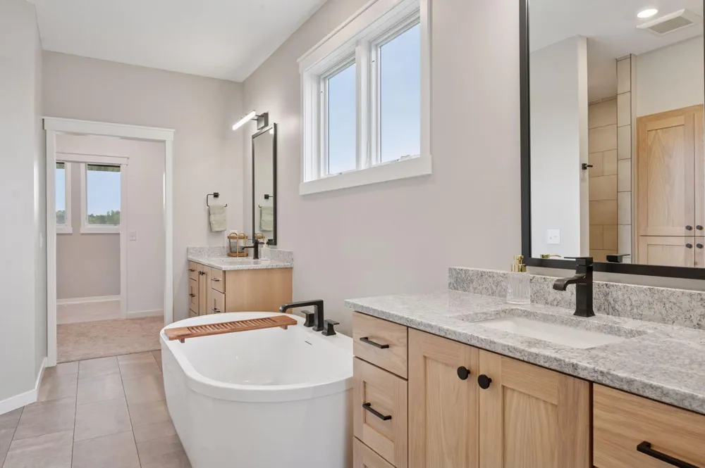 18022 Urbank Street NE Ham Lake, MN 55304