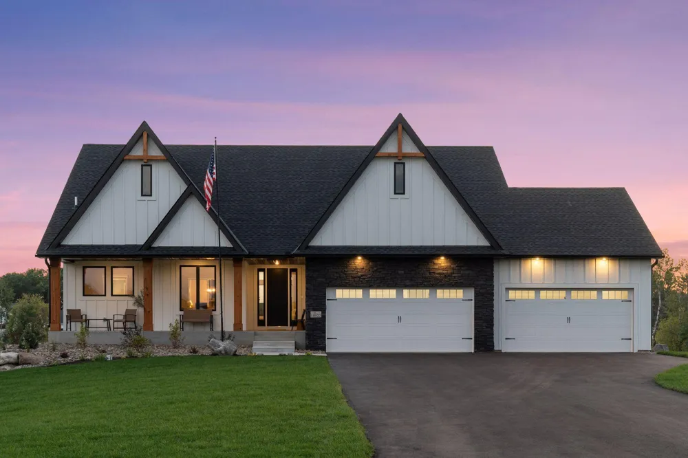 18022 Urbank Street NE Ham Lake, MN 55304