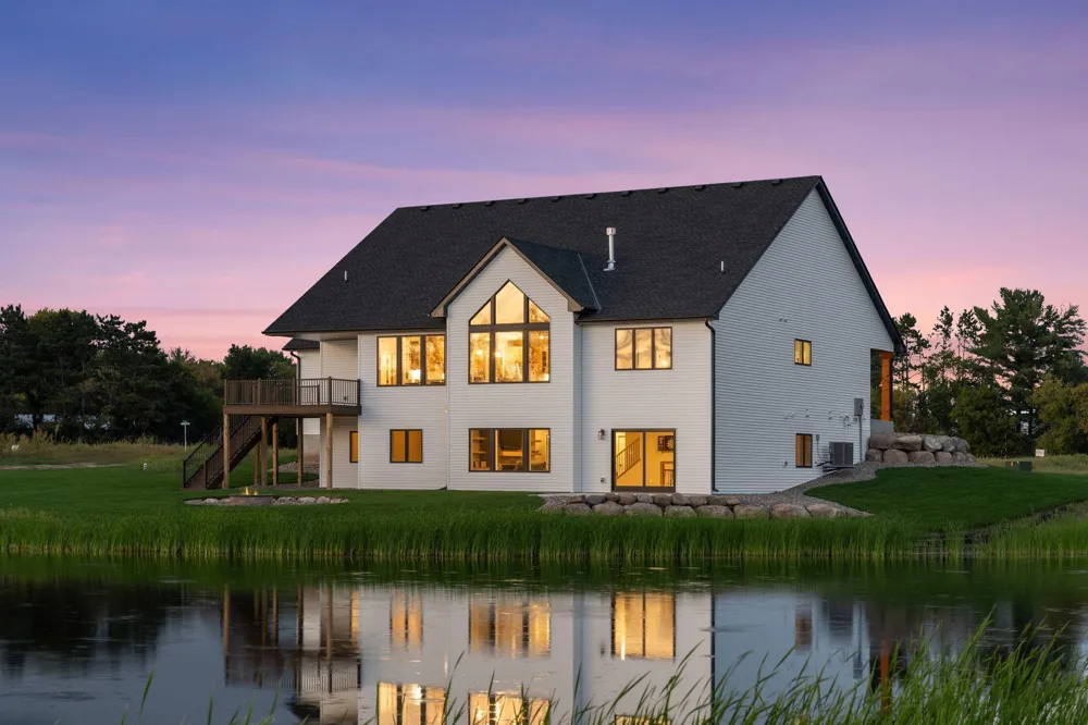 18022 Urbank Street NE Ham Lake, MN 55304