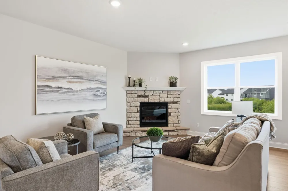 1727 Spruce Street Farmington, MN 55024