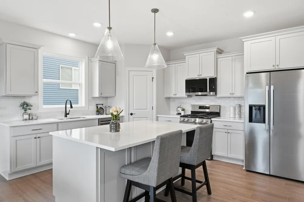 1727 Spruce Street Farmington, MN 55024