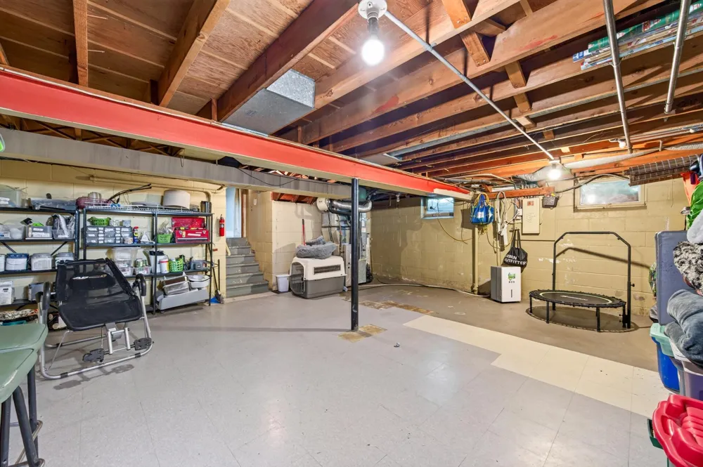 1317 Charlton Street West Saint Paul, MN 55118