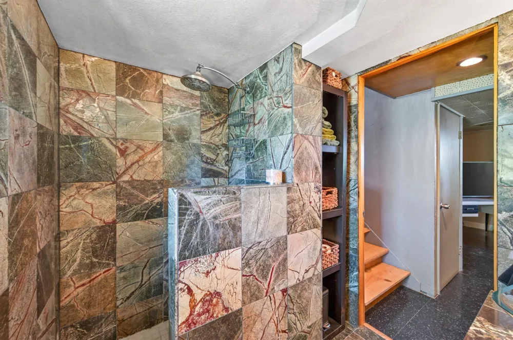 1317 Charlton Street West Saint Paul, MN 55118