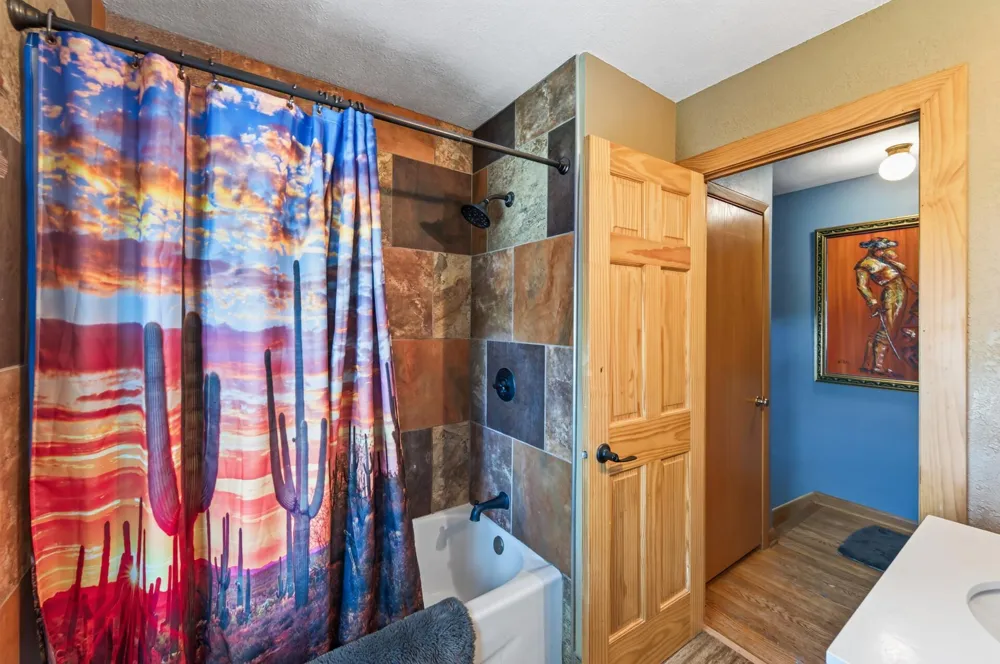 1317 Charlton Street West Saint Paul, MN 55118