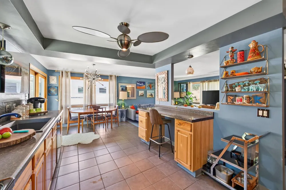 1317 Charlton Street West Saint Paul, MN 55118
