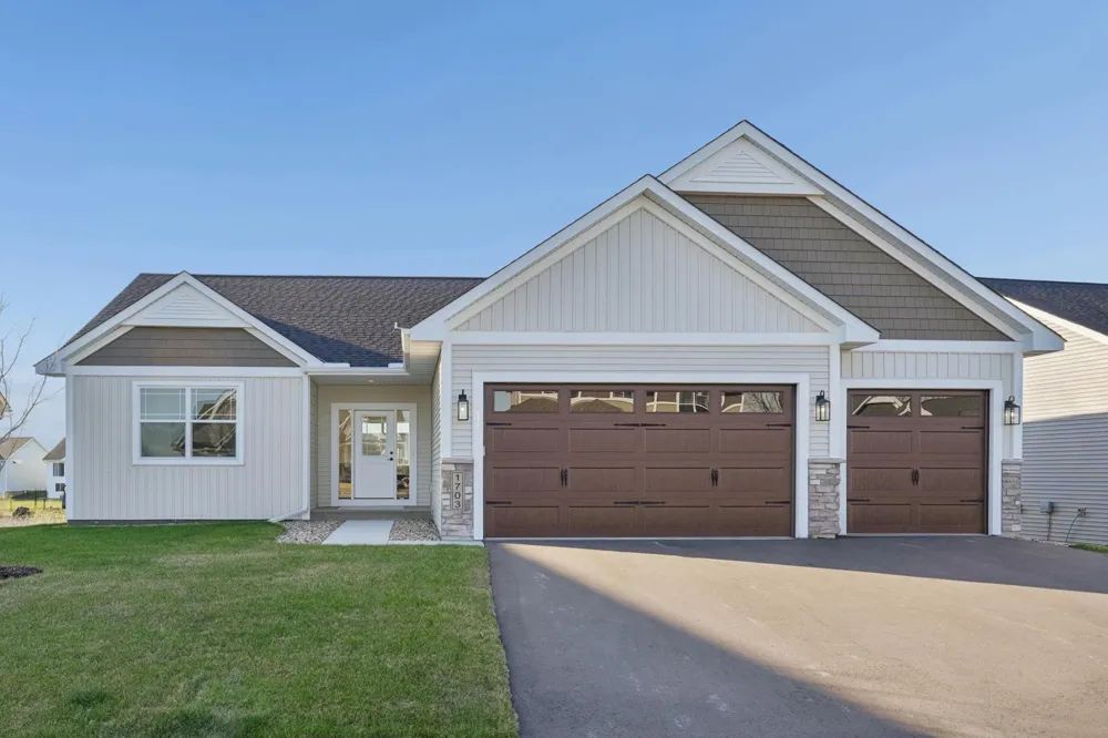 1703 Spruce Street Farmington, MN 55024