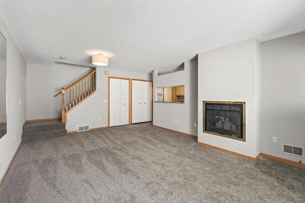 14756 Excelsior Lane #15 Apple Valley, MN 55124