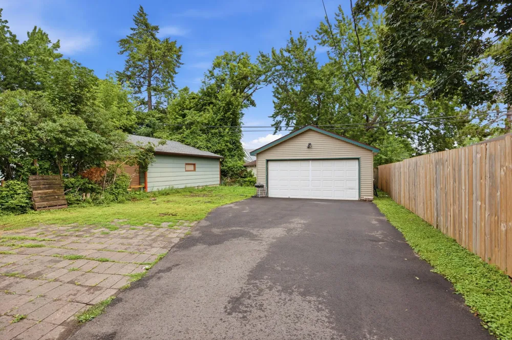 1002 Matilda Street Saint Paul, MN 55117