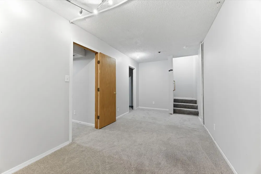 1002 Matilda Street Saint Paul, MN 55117