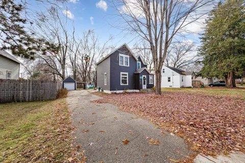 15 14th Street NE