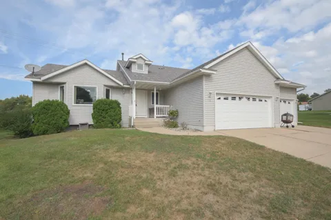715 Prairie Lane
