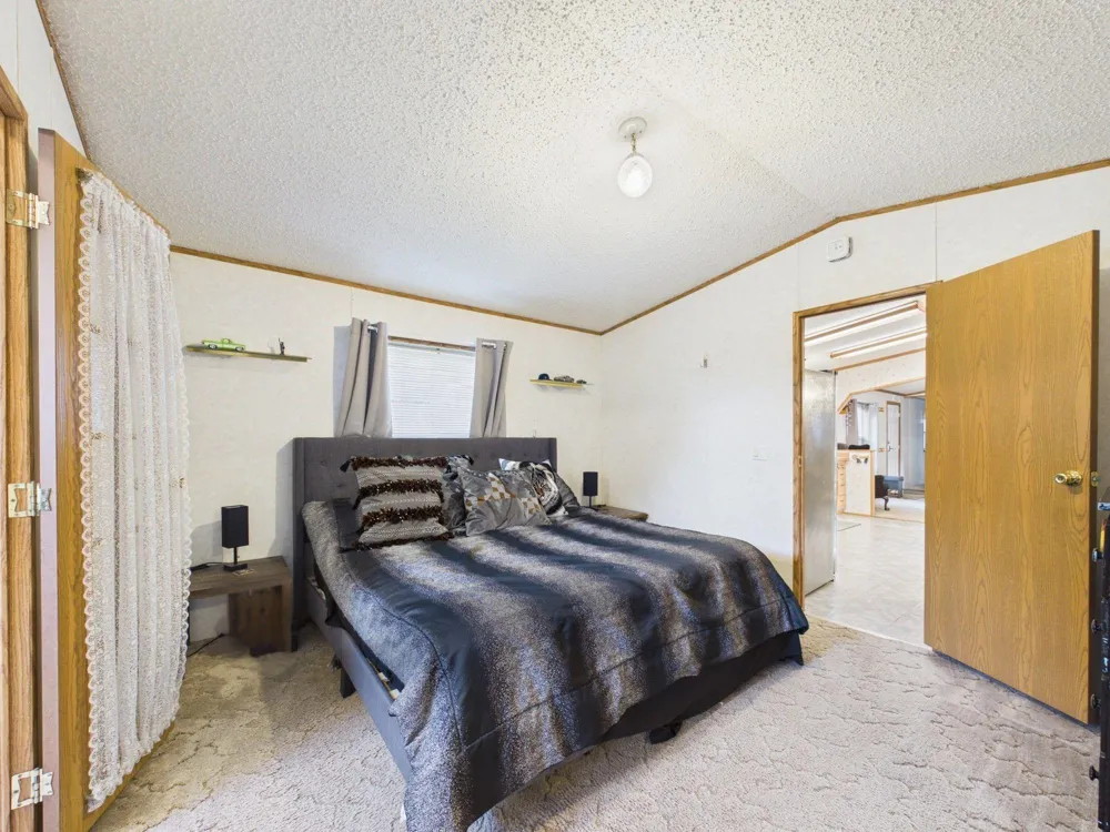 701 Oak Avenue Madison Lake, MN 56063