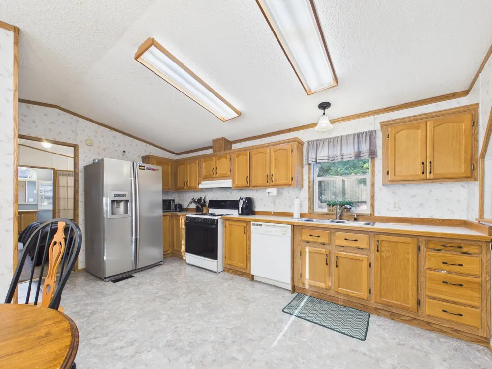 701 Oak Avenue Madison Lake, MN 56063