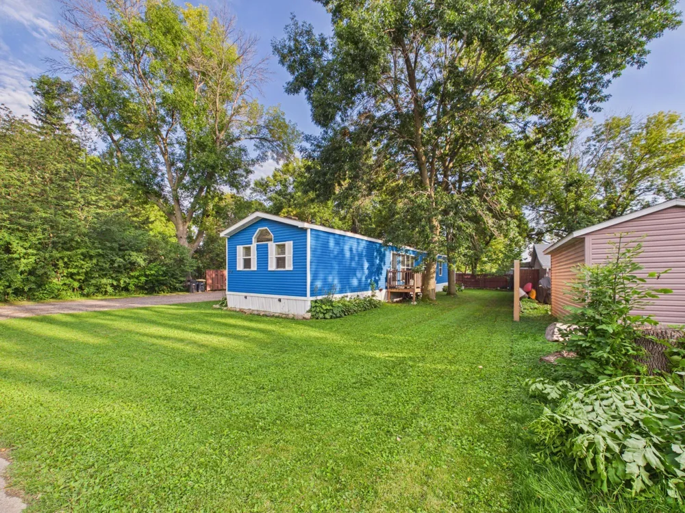 701 Oak Avenue Madison Lake, MN 56063