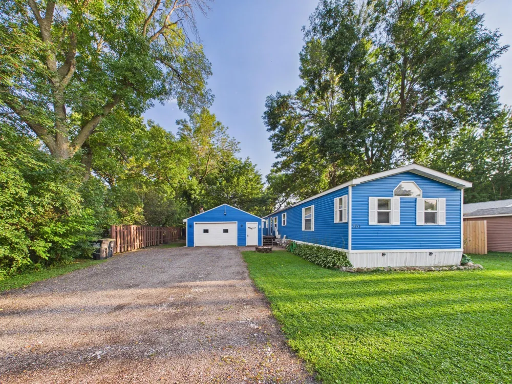 701 Oak Avenue Madison Lake, MN 56063