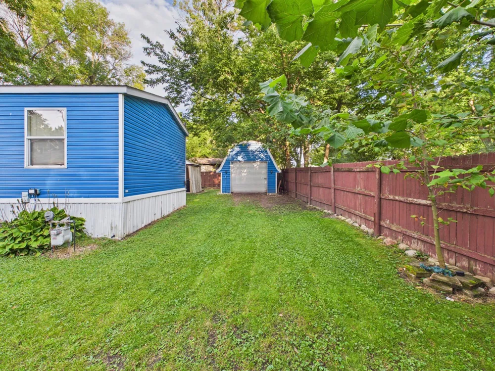 701 Oak Avenue Madison Lake, MN 56063