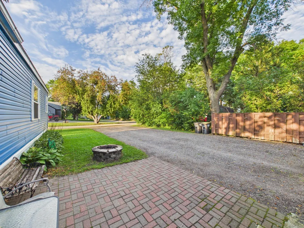 701 Oak Avenue Madison Lake, MN 56063