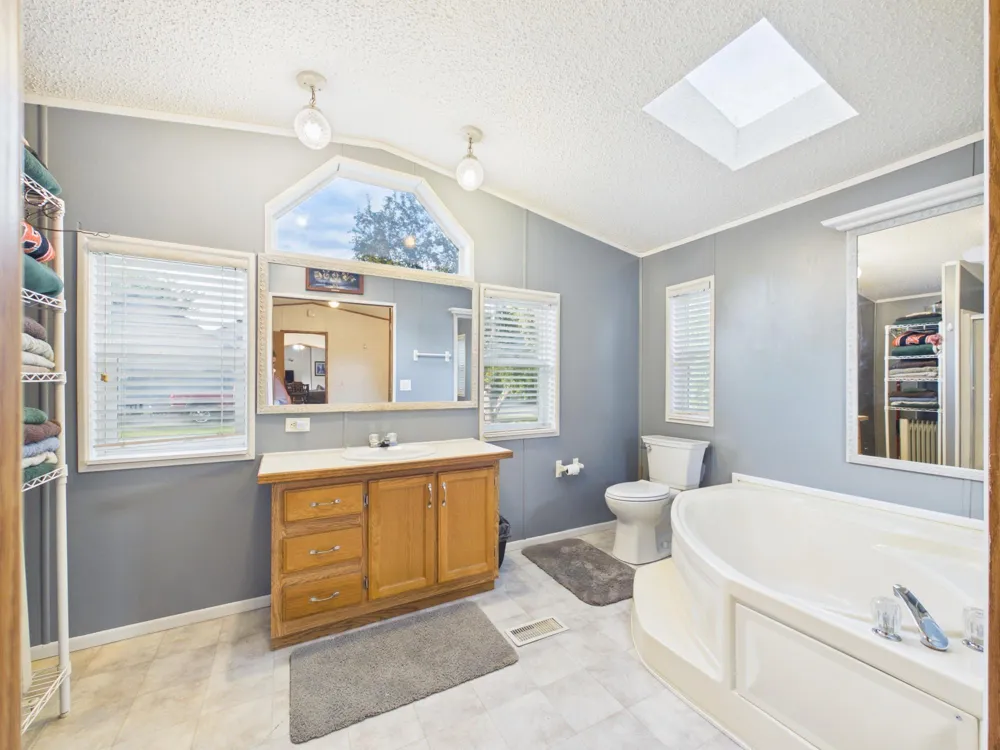 701 Oak Avenue Madison Lake, MN 56063