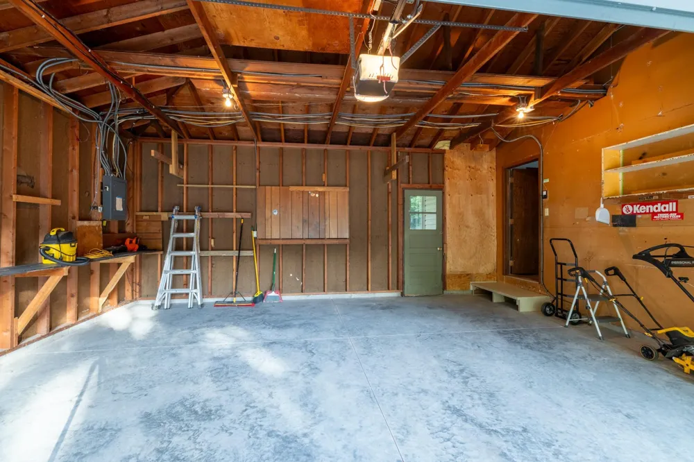 10133 Johnson Circle Bloomington, MN 55437