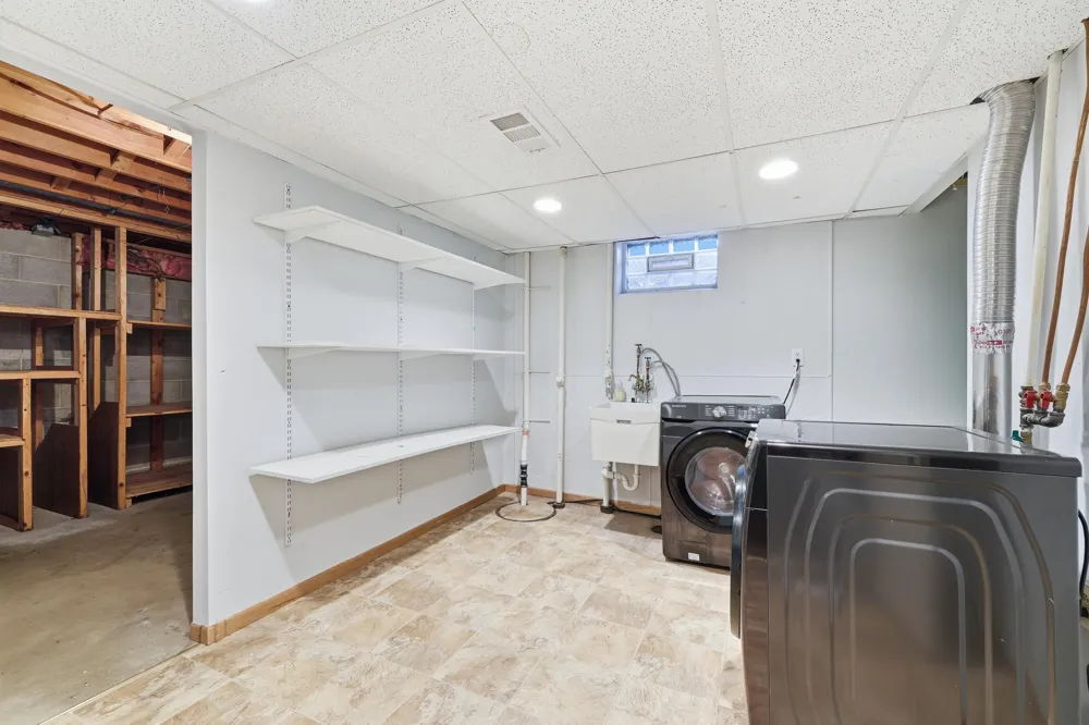 10133 Johnson Circle Bloomington, MN 55437