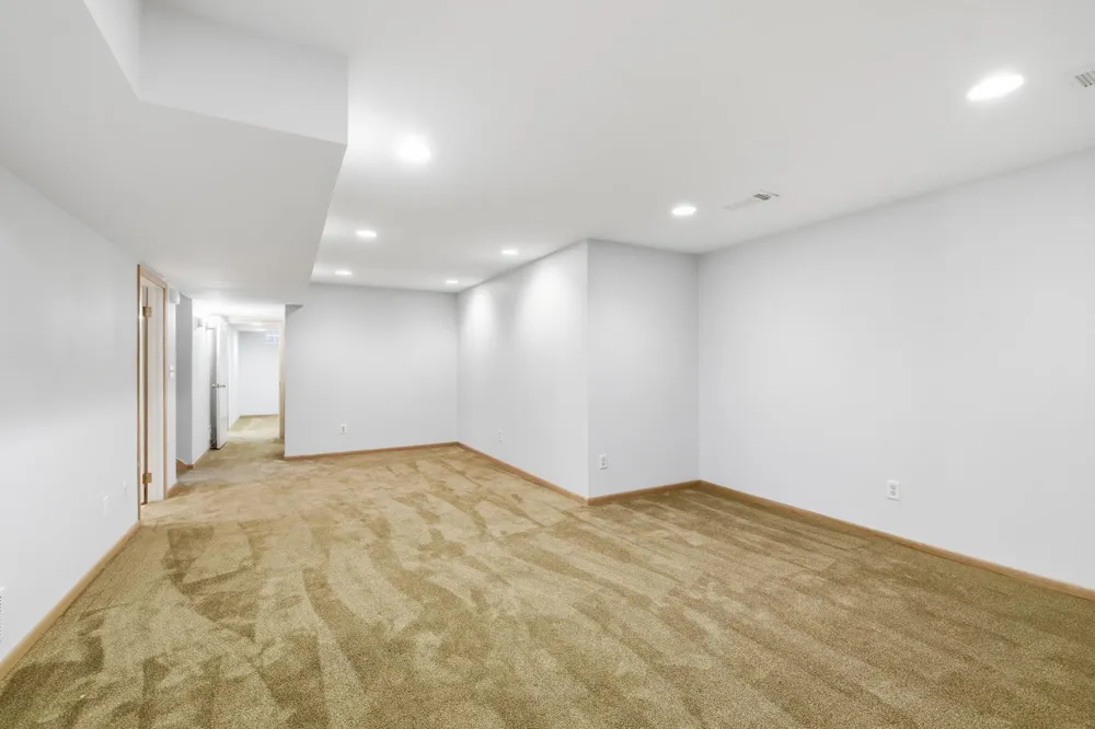 10133 Johnson Circle Bloomington, MN 55437