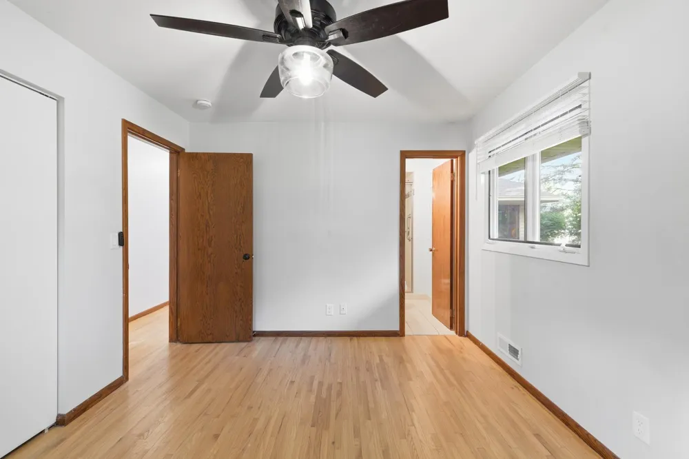 10133 Johnson Circle Bloomington, MN 55437