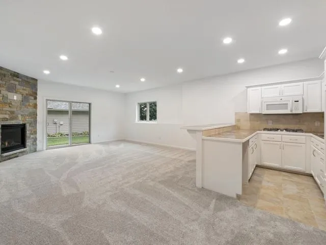 13172 Galleria Place Apple Valley, MN 55124