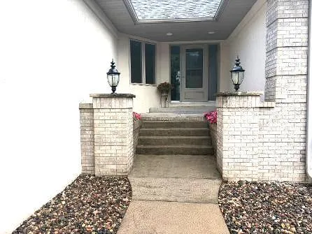 13172 Galleria Place Apple Valley, MN 55124