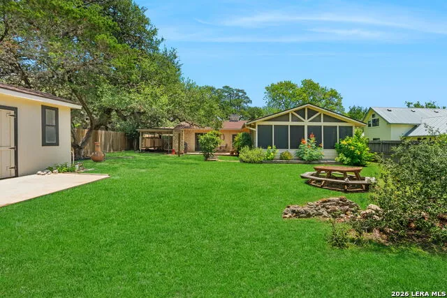 532 School St. Boerne, TX 78006