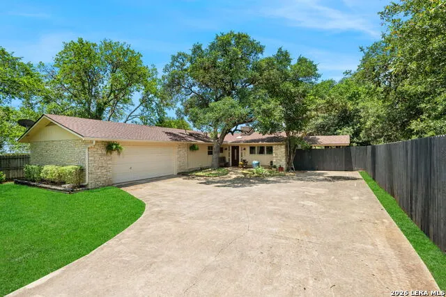 532 School St. Boerne, TX 78006