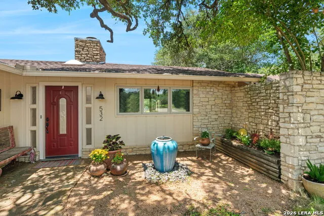 532 School St. Boerne, TX 78006