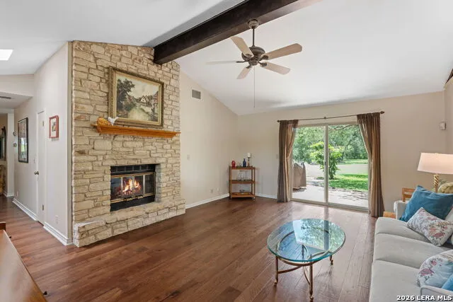 532 School St. Boerne, TX 78006
