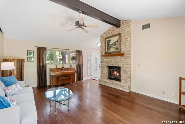 532 School St. Boerne, TX 78006