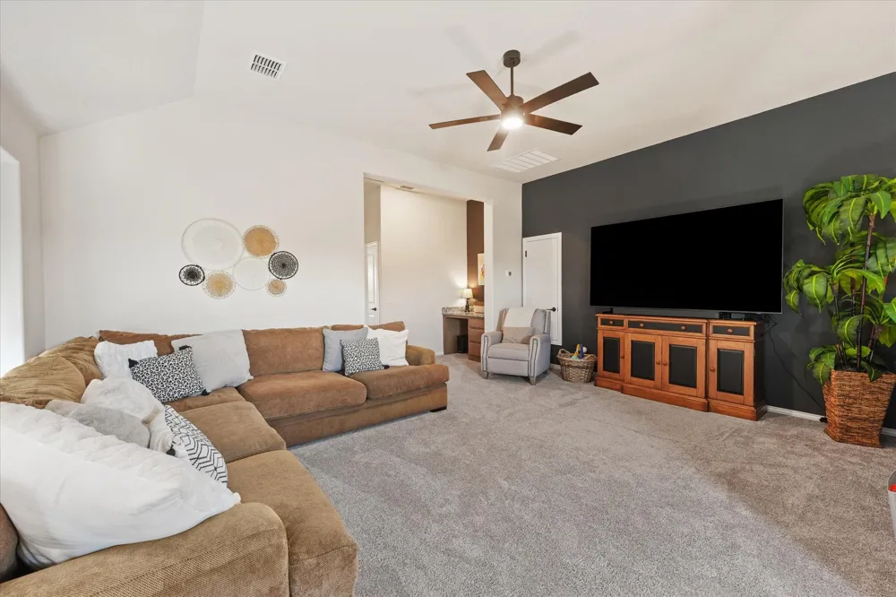 8901 Caymen Street Denton, TX 76226