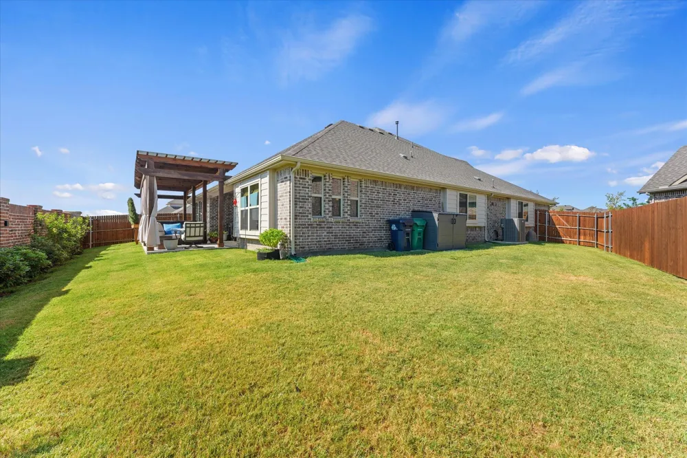 8901 Caymen Street Denton, TX 76226