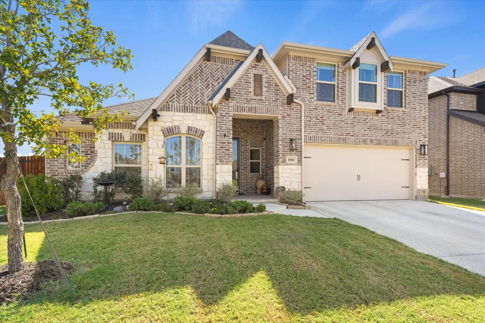 8901 Caymen Street Denton, TX 76226