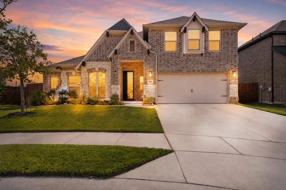 8901 Caymen Street Denton, TX 76226