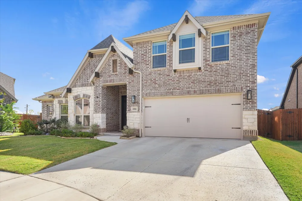 8901 Caymen Street Denton, TX 76226
