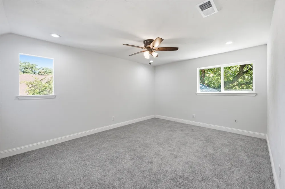 2105 Wilson Drive Arlington, TX 76011