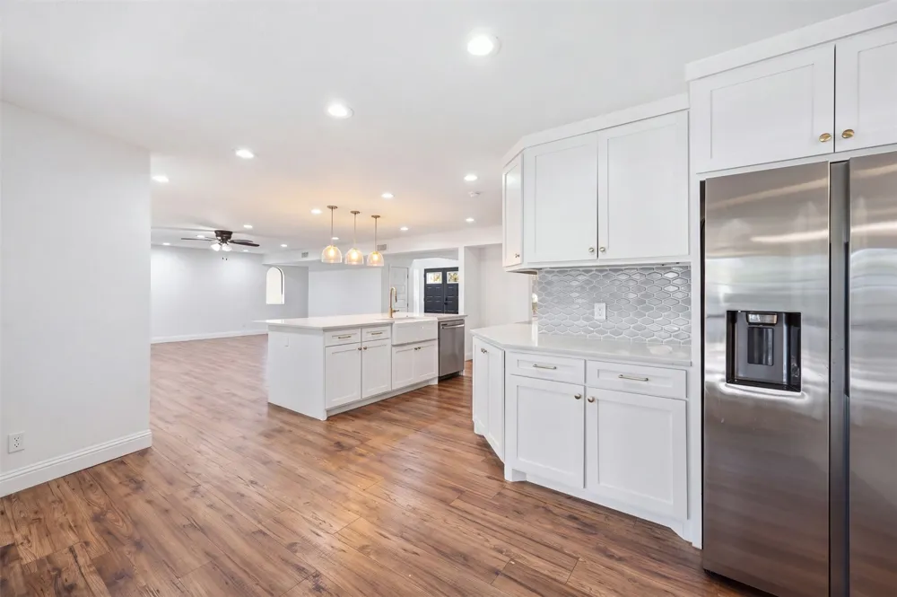 2105 Wilson Drive Arlington, TX 76011