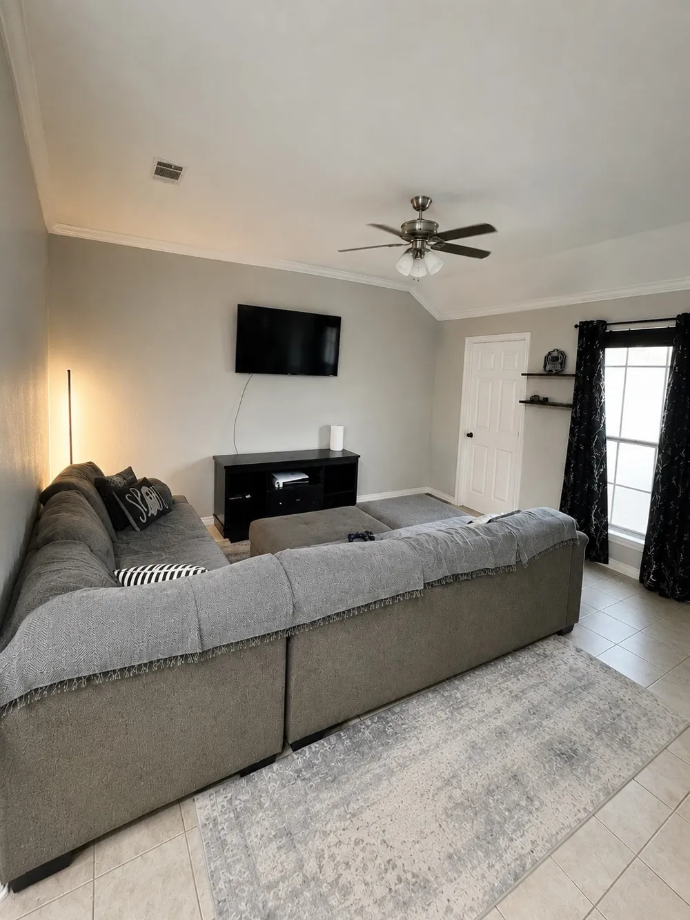 729 Stribling Circle Azle, TX 76020
