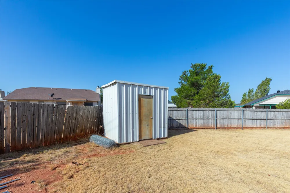 3801 Kellye Court Abilene, TX 79606
