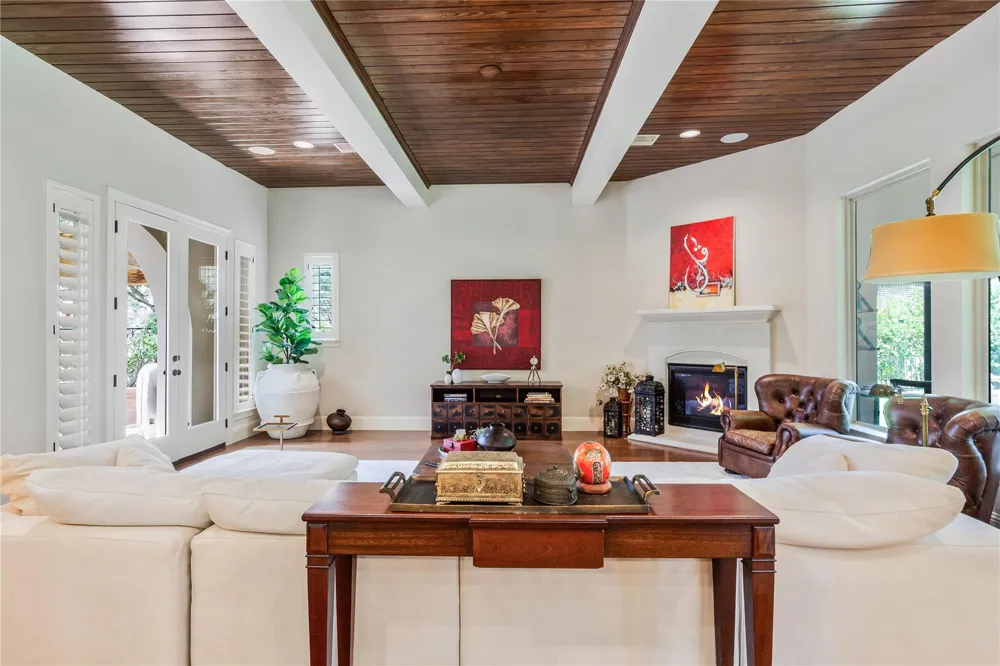 3850 Sundance Hill Lane Sugar Land, TX 77479