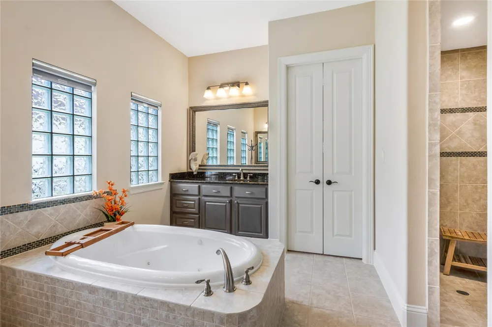 3850 Sundance Hill Lane Sugar Land, TX 77479